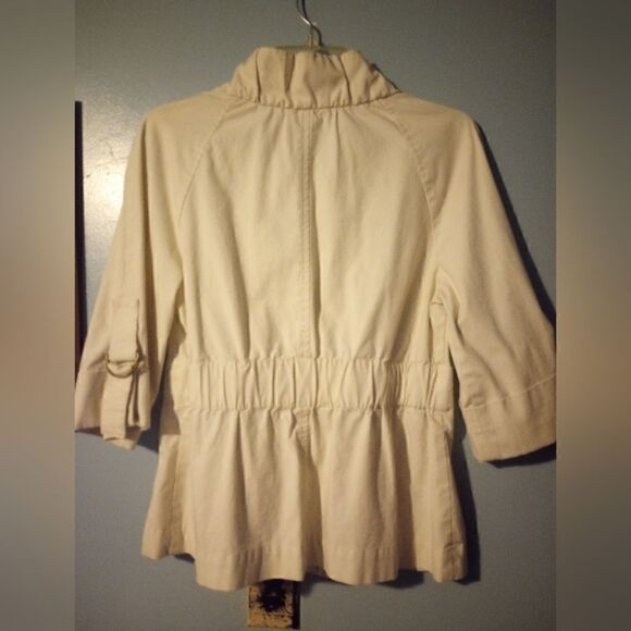 Loft ribbed high collar blazer/top half sleeve with buckle accent - Picture 6 of 11